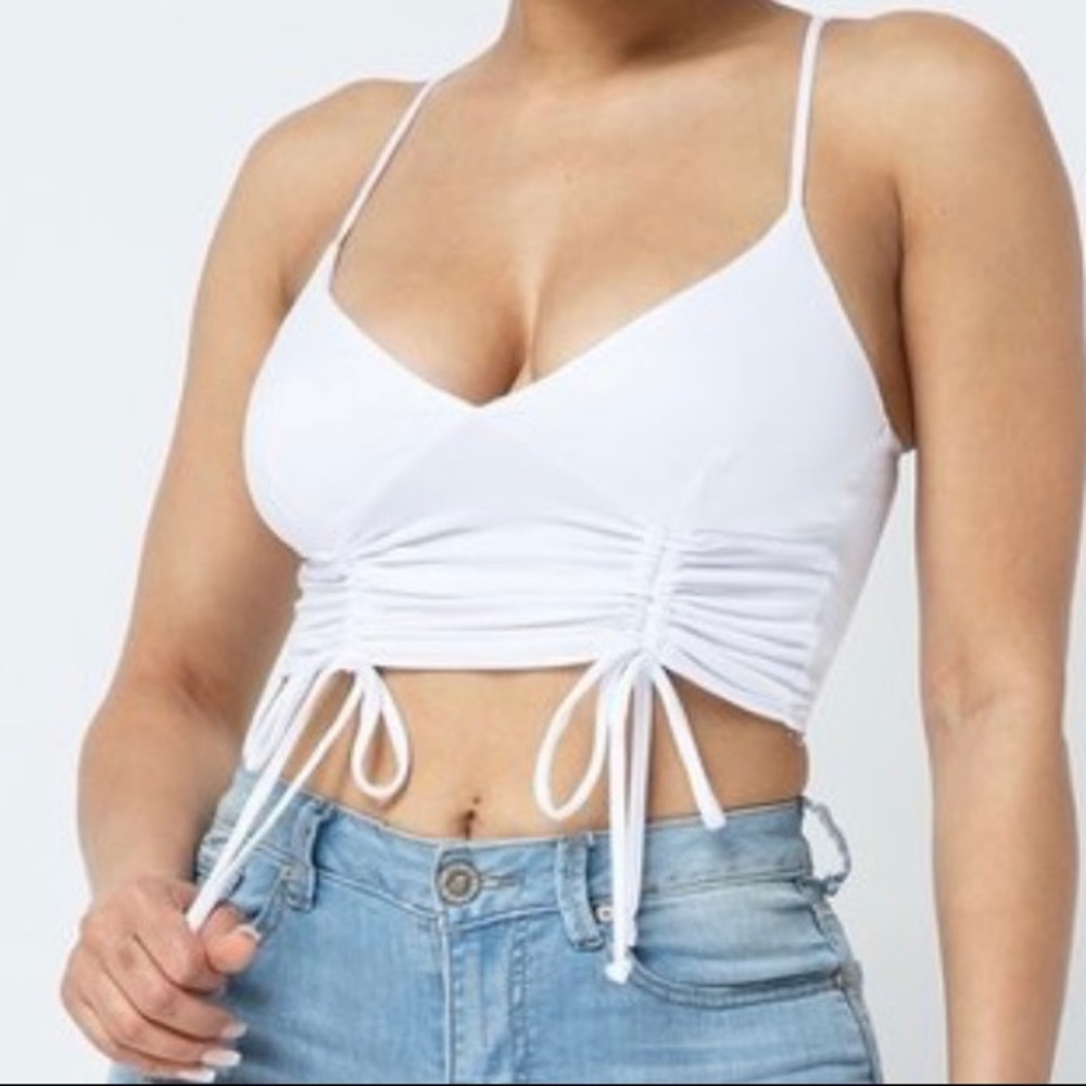 Sleeveless crop top